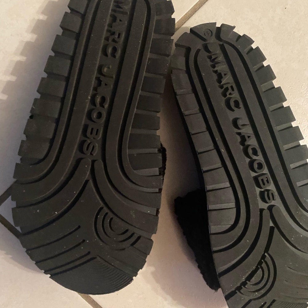 Marc Jacobs Teddy Slides Authentic Purchased Janu… - image 7